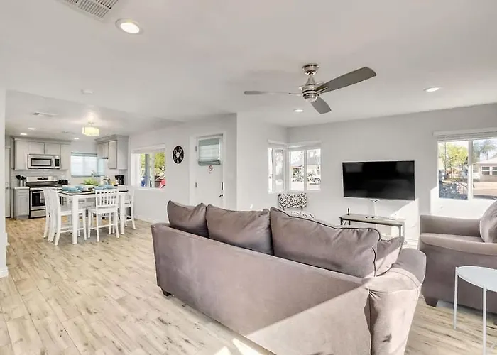 Retreat Main House And Casita Sleeps 8 *