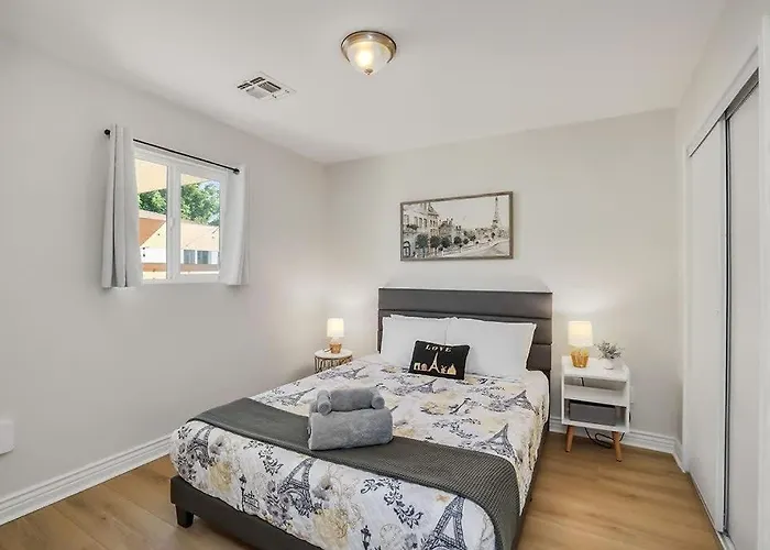 Retreat Main House And Casita Sleeps 8 * Phoenix