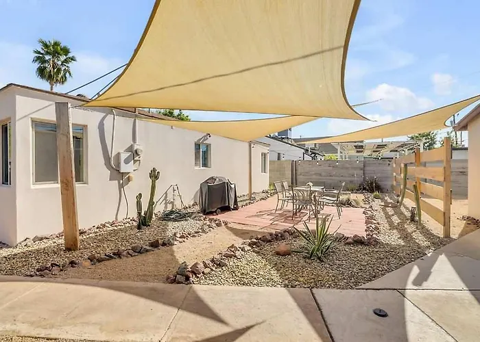 Retreat Main House And Casita Sleeps 8 Сasa de vacaciones *