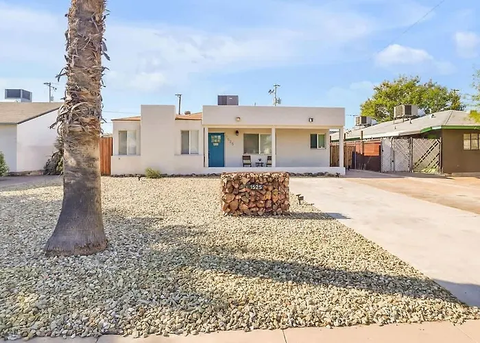 Retreat Main House And Casita Sleeps 8 *